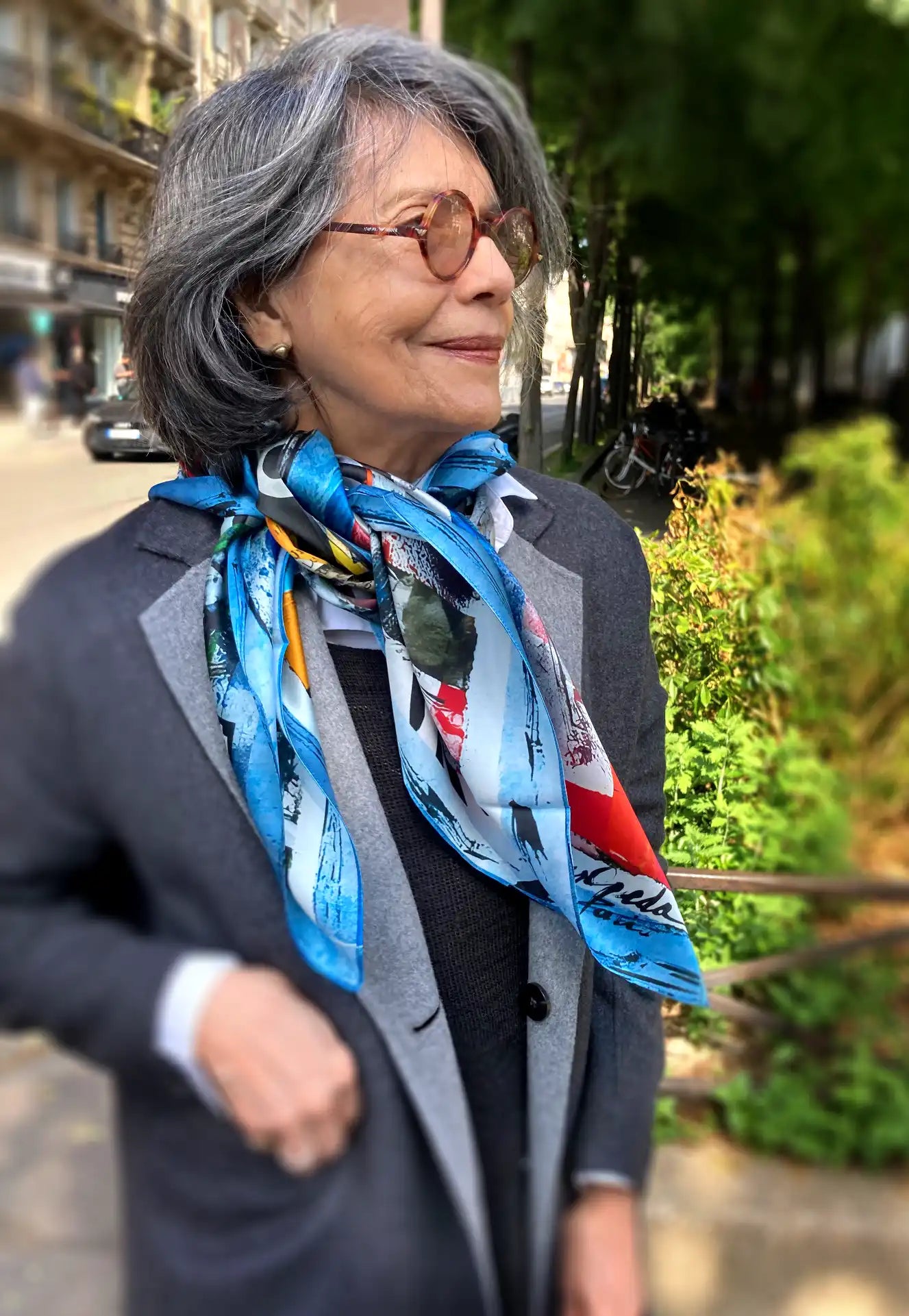 Satin Silk Scarf 100% 90cmx90cm La Plaine Monceau